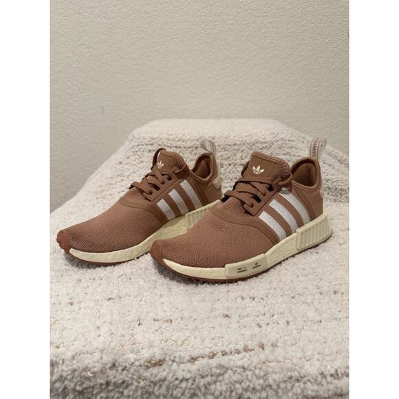 Adidas Originals NMD R1 Women’s Size 7.5 Running Shoe Sneaker Footwear - Picture 2 of 6